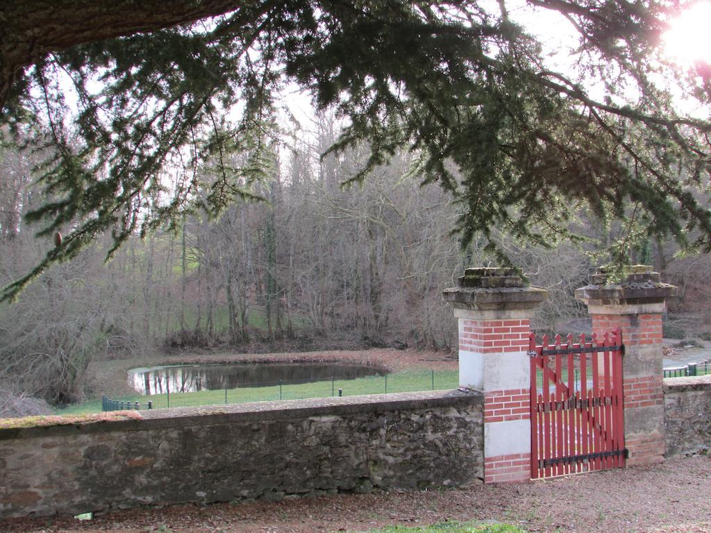 Chateau Lezat - Chambres D'Hotes La Souterraine Kültér fotó